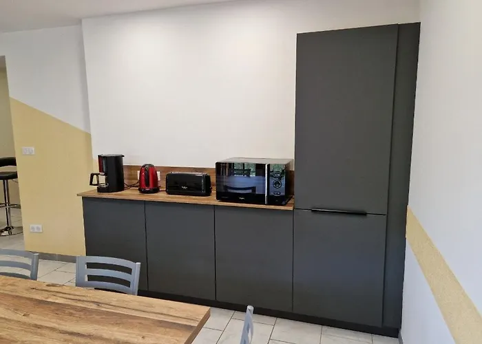 3 Etoiles Jusqu'a 12 Pers *